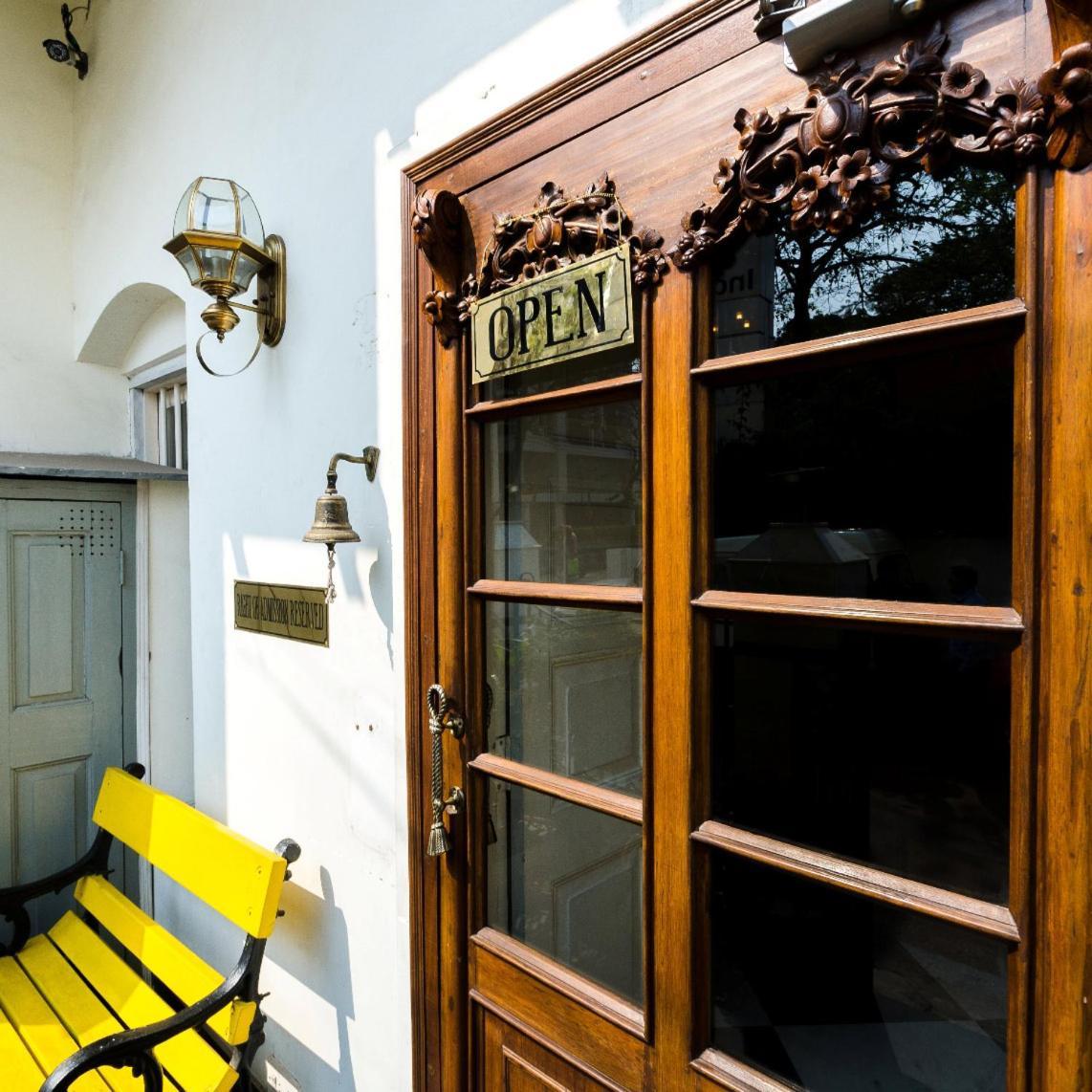 The Corner Courtyard Hotel Kalkutta Kültér fotó